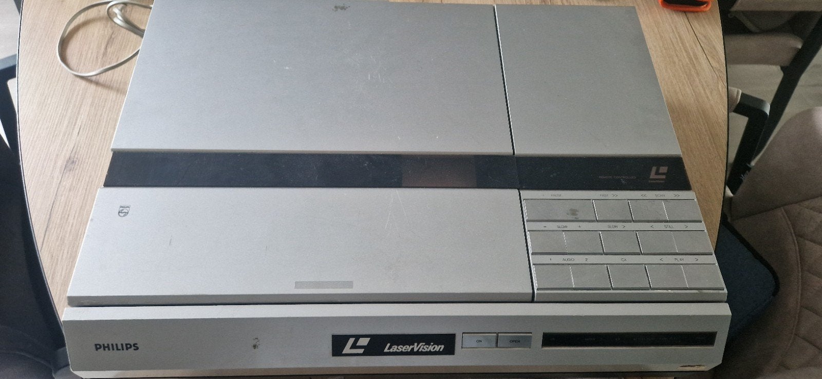 Philips LaserVision speler vintage – defect / voor onderdele, Ophalen, Niet werkend, Philips