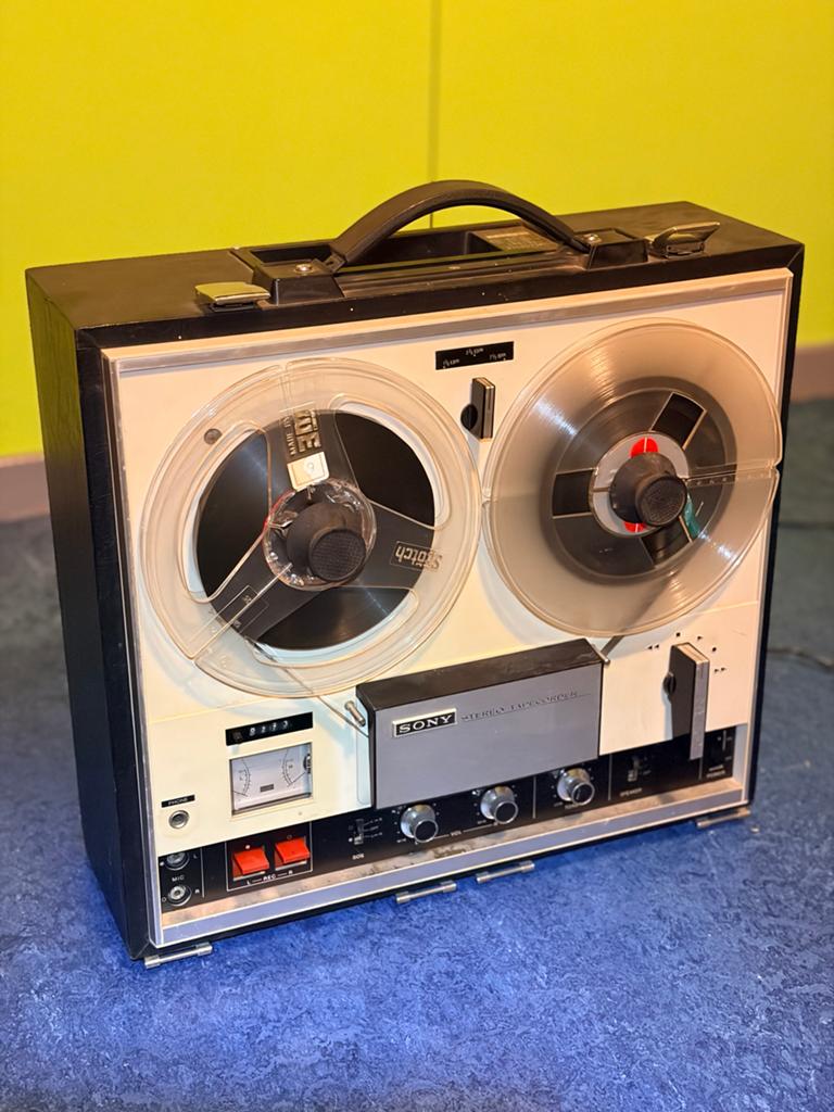 Vintage Sony Stereobandrecorder TC-330 - Compleet met banden, Ophalen of Verzenden, Bandrecorder, Met banden