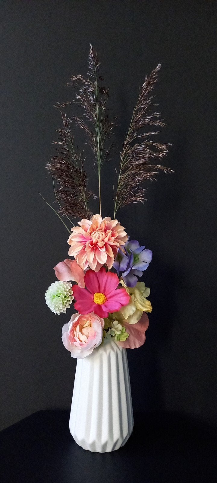 Kunst- en Droogbloemen gebonden boeket met witte vaas H59 cm, Ophalen, Nieuw