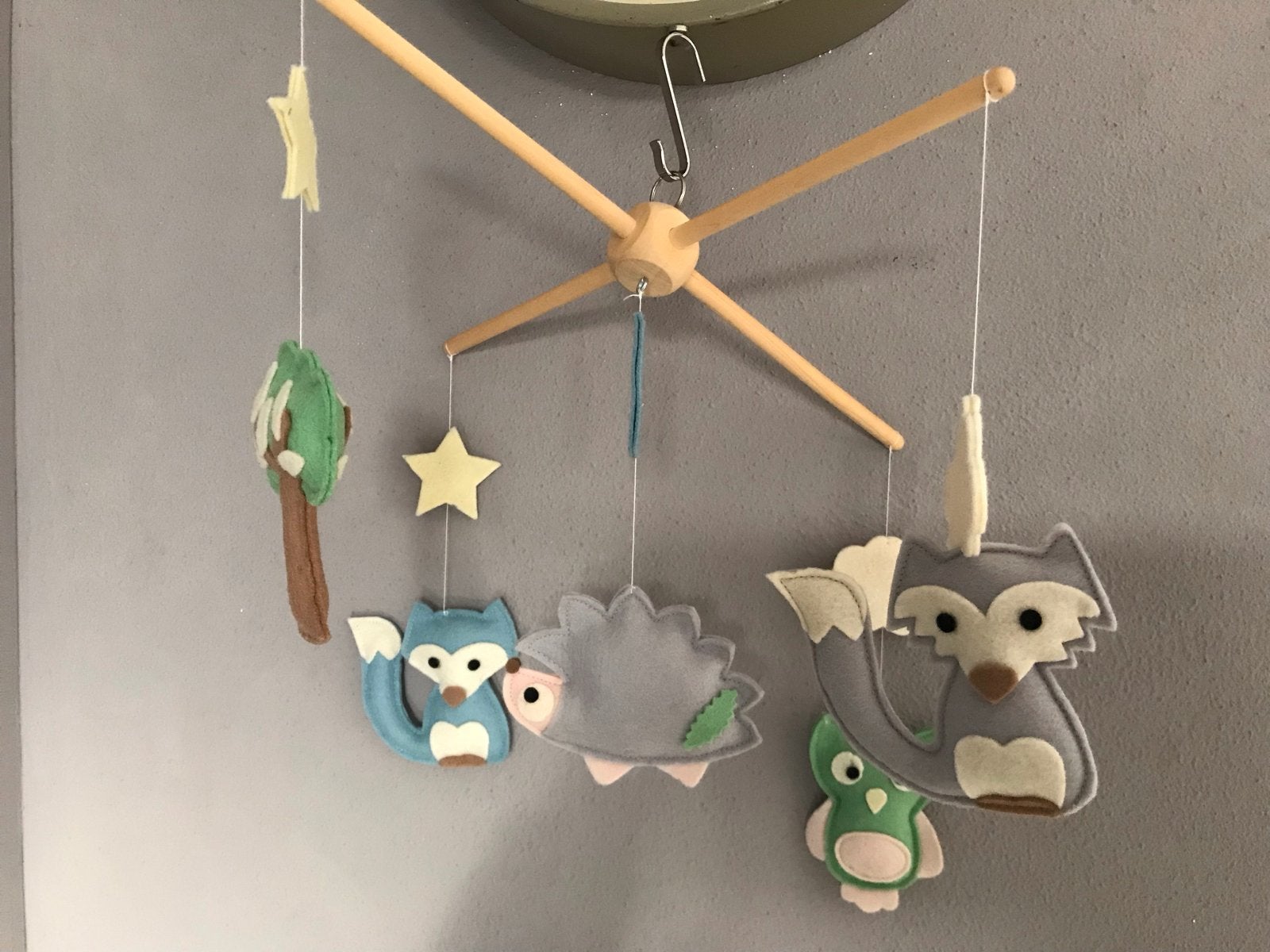 Nieuwe mobiel met dieren voor kinderkamer Kraamkado !, Ophalen of Verzenden, Nieuw, Overige typen