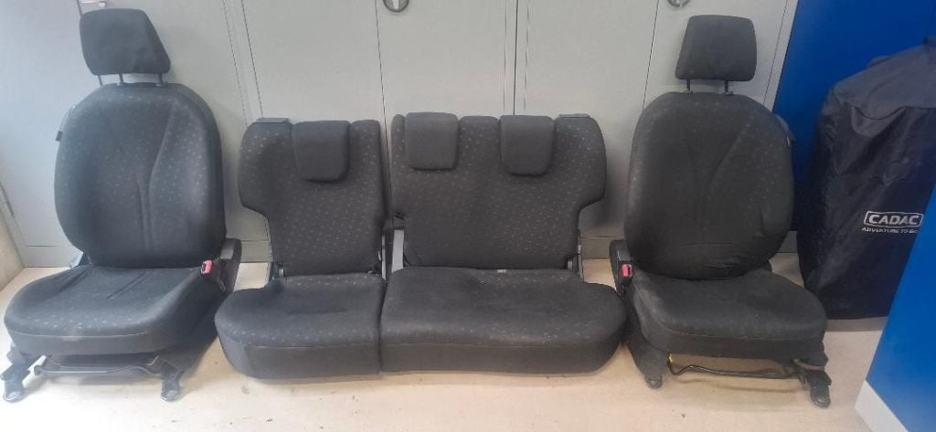 bekleding Toyota Yaris II P9, Auto-onderdelen, Interieur en Bekleding, Ophalen, Gebruikt, Toyota