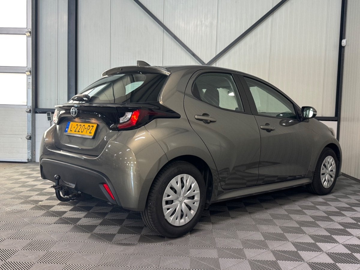 Toyota Yaris 1.5 VVT-i | Active 5-Drs | Airco | Carplay | Ca, Auto's, Toyota, Voorwielaandrijving, 125 pk, Euro 6, Bedrijf