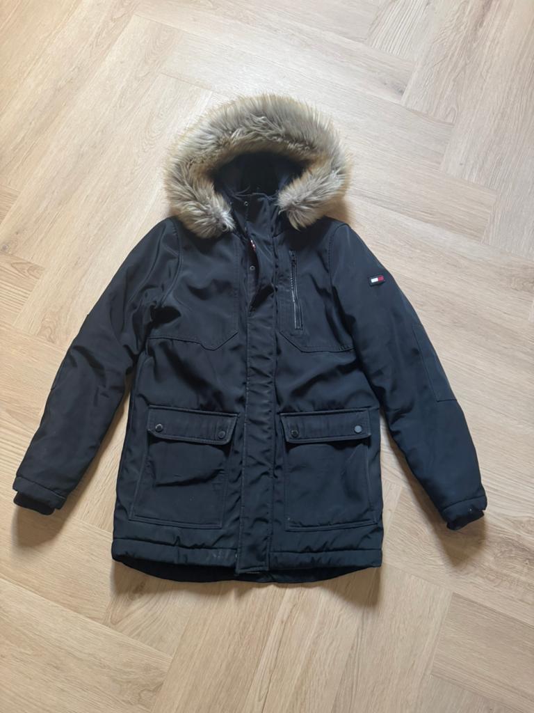 Tommy Hilfiger Parka met Bontkraag - Maat S - Zwart, Ophalen of Verzenden, Zo goed als nieuw, Zwart