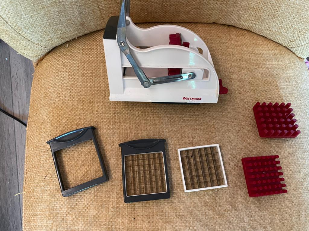 Westmark frietsnijder, Huis en Inrichting, Keuken | Keukenbenodigdheden, Gebruikt, Kunststof, Ophalen of Verzenden, Snijmachine