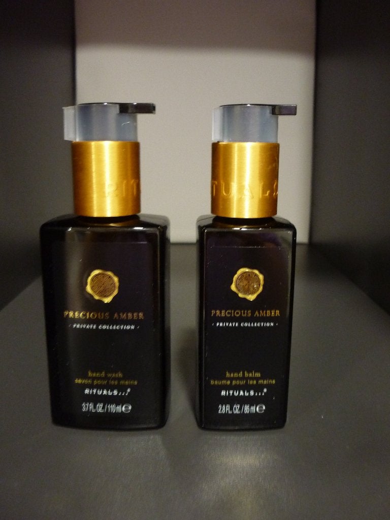 Nieuw Rituals mini keuken Precious Amber handzeep handbalm, Sieraden, Tassen en Uiterlijk, Uiterlijk | Lichaamsverzorging, Ophalen of Verzenden