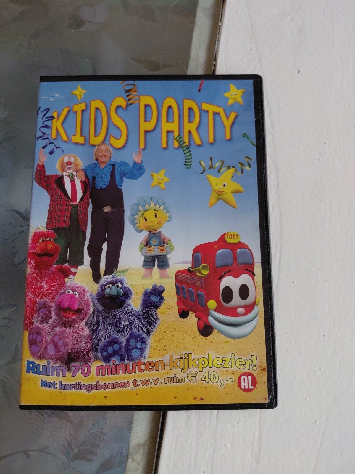 Kids Party dvd met onder andere Bassie en Adriaan., Gebruikt, Alle leeftijden, Tv-serie, Ophalen of Verzenden