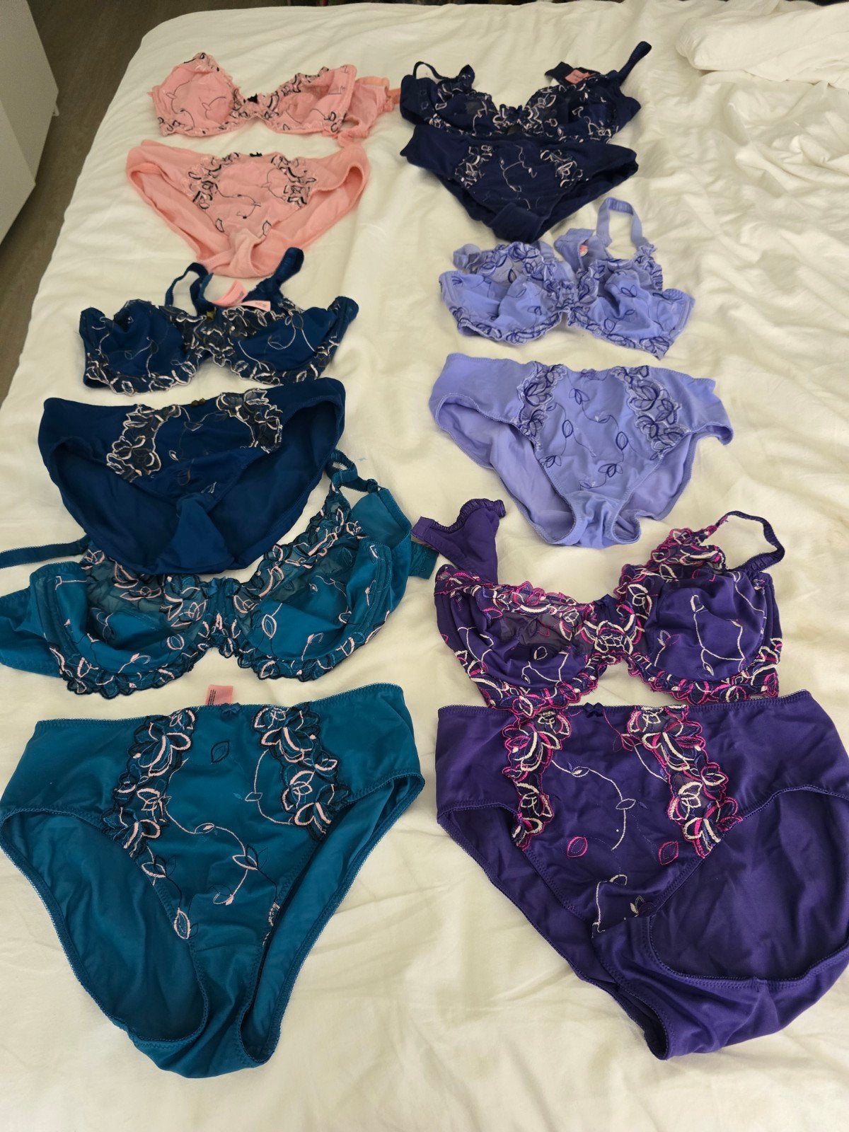 6 x lingerie sets Diva hunkemoller ( 85 D en L ), Ophalen of Verzenden, Bruin, BH