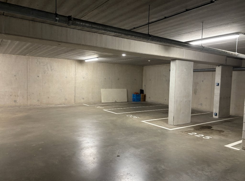Parkeerplaats te huur / Amsterdam West, De Baarsjes, Amsterdam