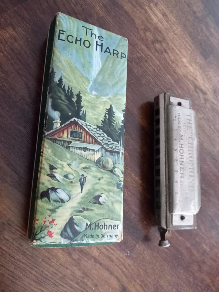 1 Echo,1 Chromonica. Hohner mondharmonica  igs., Muziek en Instrumenten, Blaasinstrumenten | Mondharmonica's, C-mondharmonica