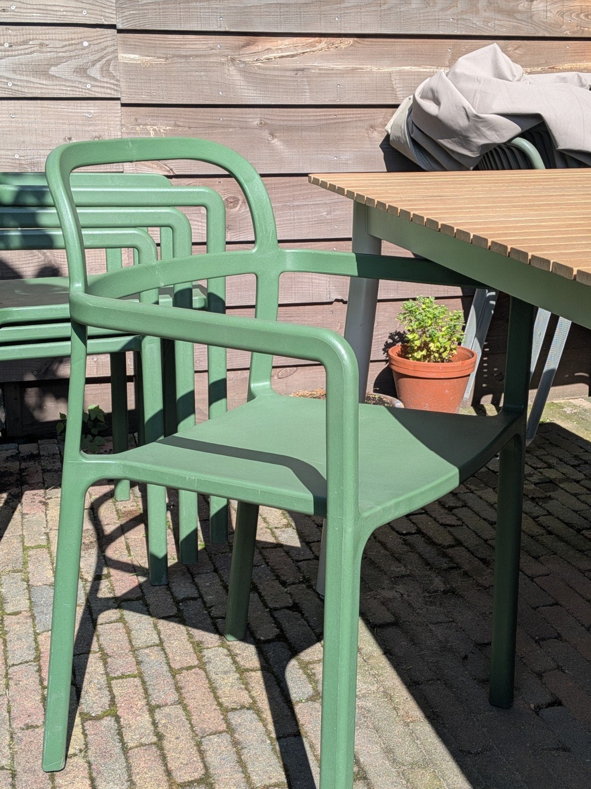 Ikea Ypperlig (Hay) stoelen - set van 4, Ophalen, Gebruikt, Kunststof, Stapelbaar