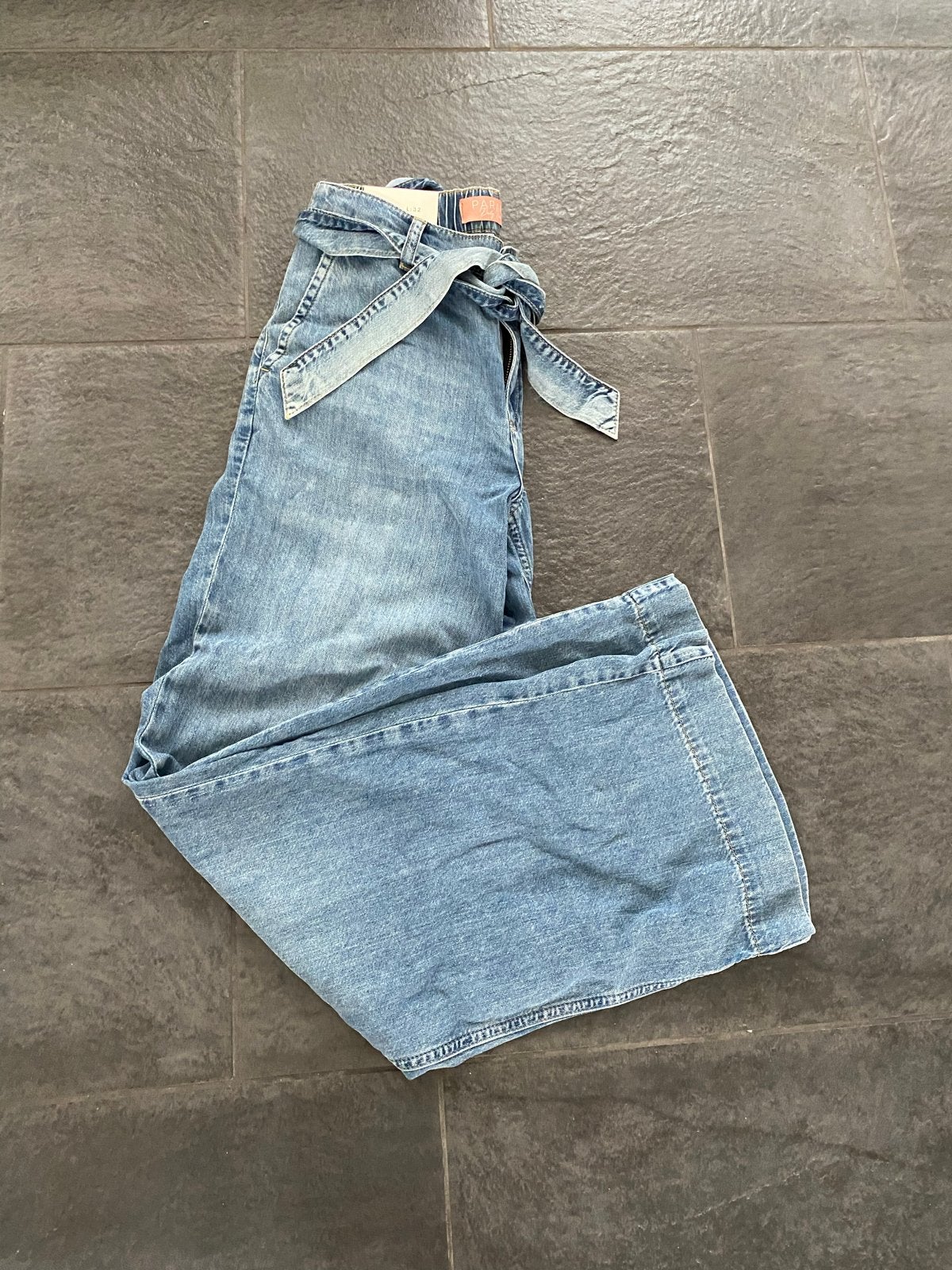 Nieuwe Parami spijkerbroek maat 36 met elastische taille, Kleding | Dames, Spijkerbroeken en Jeans, Ophalen of Verzenden, Nieuw