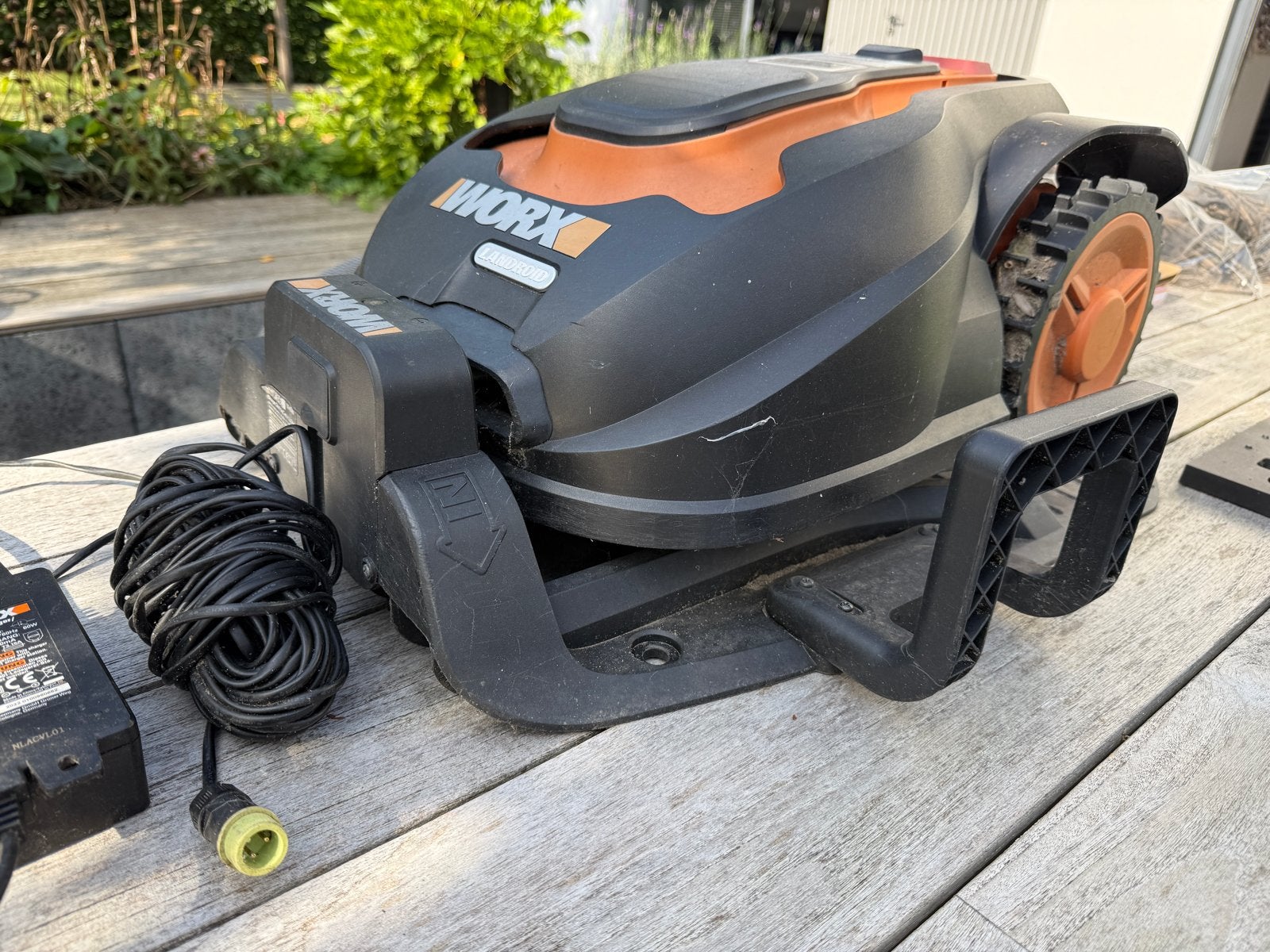 Worx Landroid WG791E.1 Robotmaaier - incl. vele bijbehoren, Tuin en Terras, Ophalen of Verzenden, Gebruikt, Minder dan 20 cm, Met regensensor
