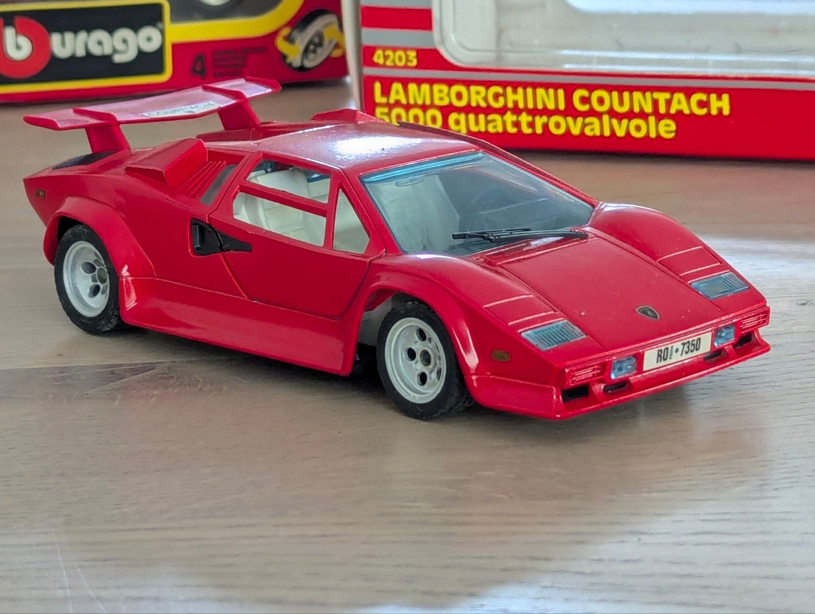 Nette Majorette Lamborghini Countach 1:24 in ovp, Hobby en Vrije tijd, Modelauto's | 1:24, Ophalen, Gebruikt, Auto, Overige merken