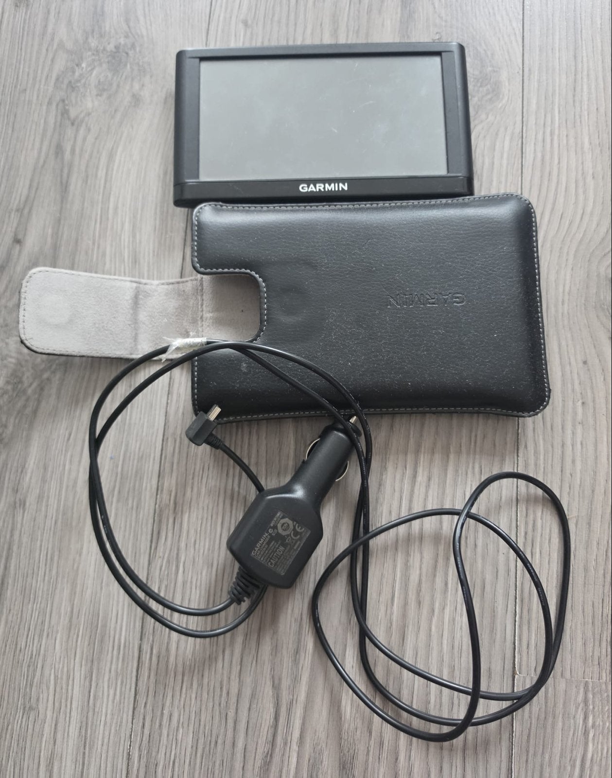 Garmin auto navigatie met hoes en oplader (mist beugel), Ophalen of Verzenden, Gebruikt