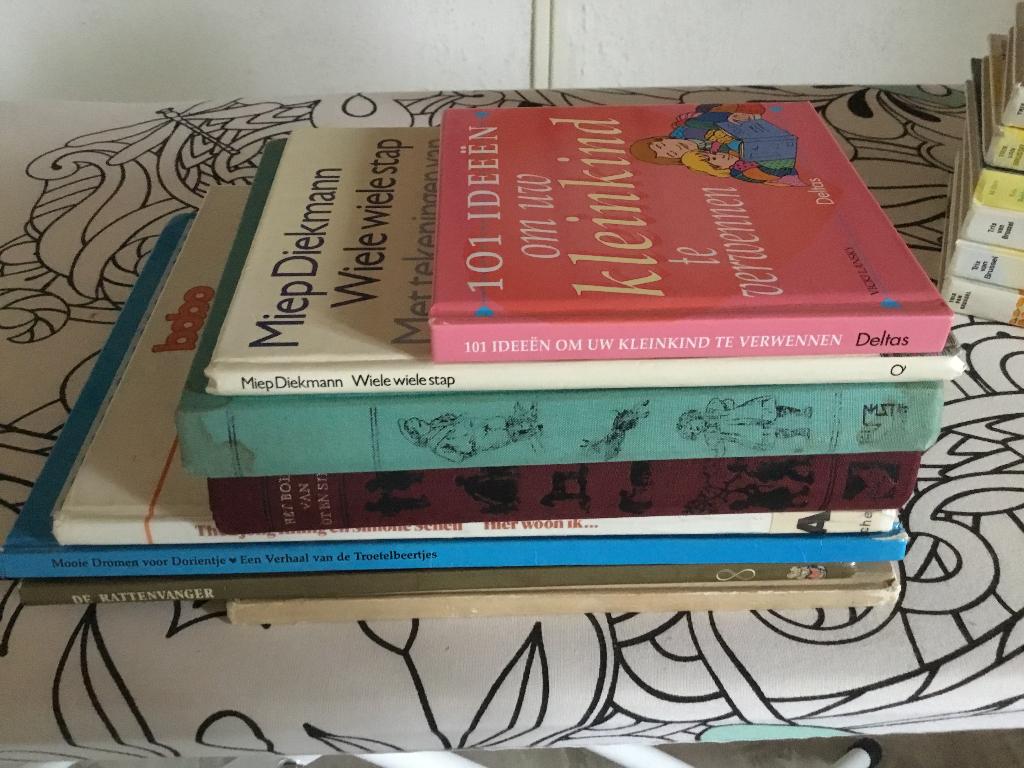 Kleuterboeken, Ophalen of Verzenden, Zo goed als nieuw, Fictie algemeen
