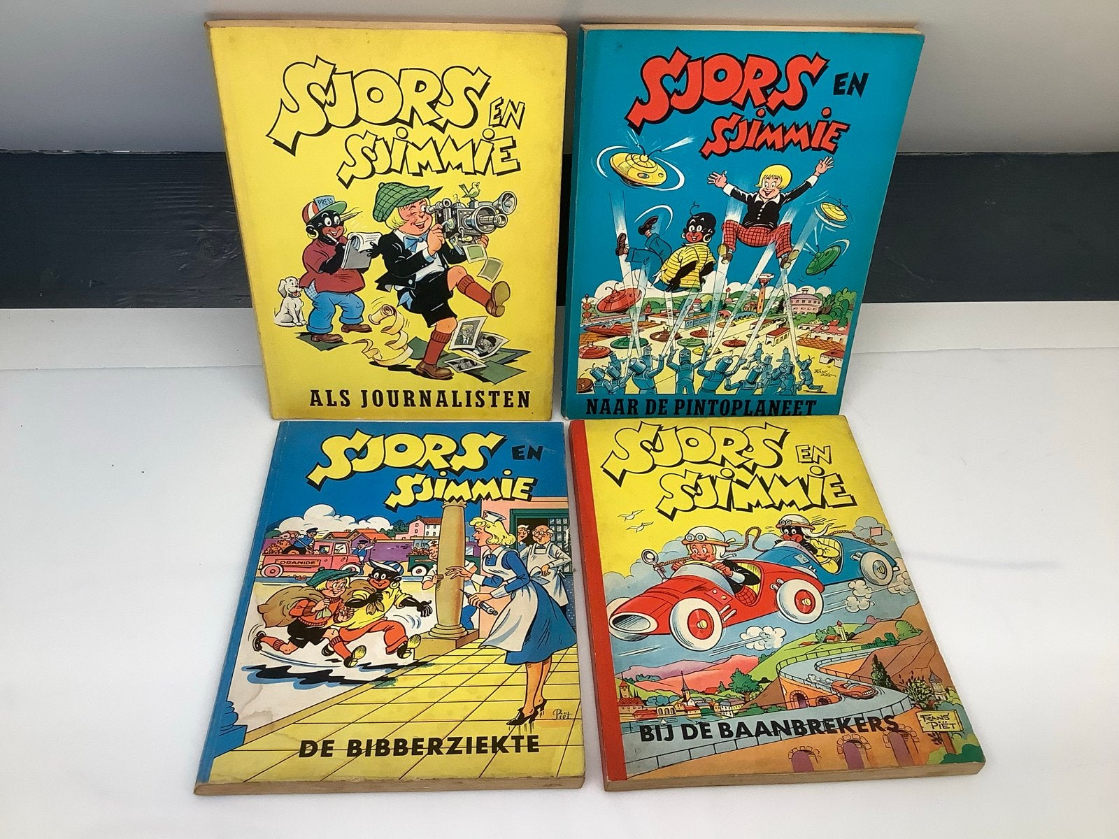 4 Oude stripboeken van Sjors en Sjimmie., Meerdere stripboeken, Ophalen of Verzenden, Gelezen