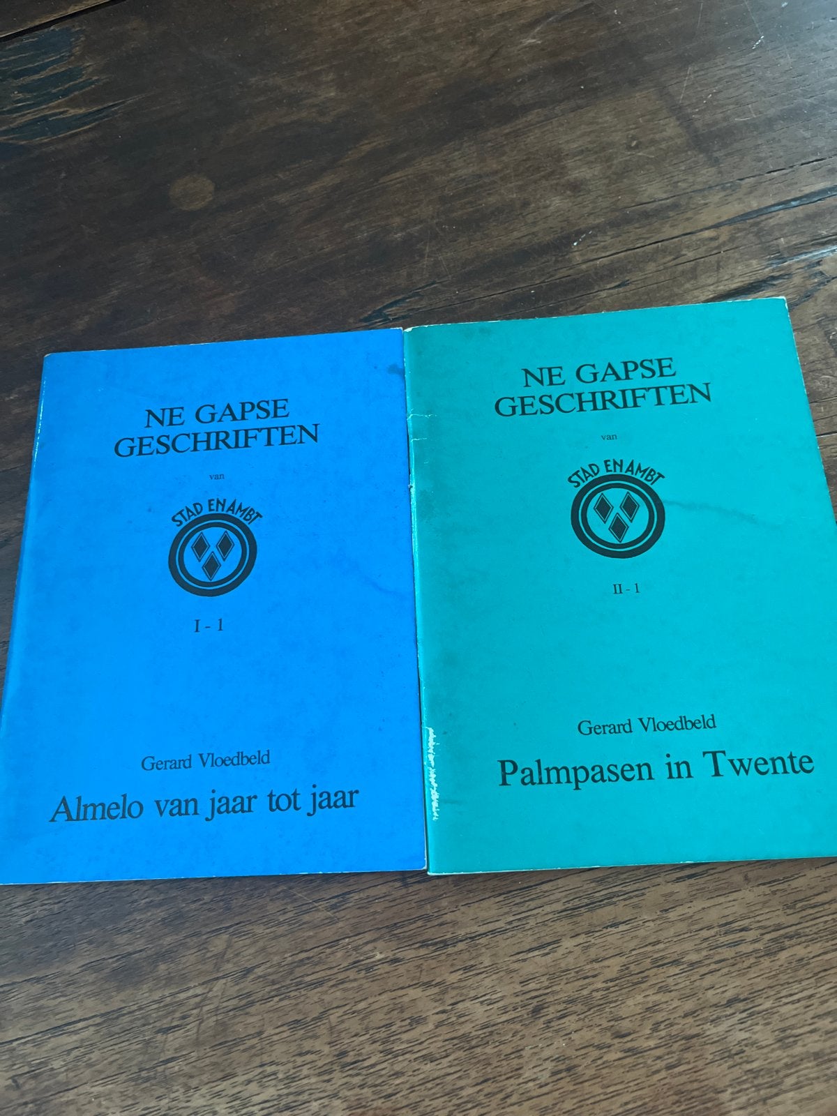 Ne Gapse Geschriften: Almelo van jaar tot jaar & Palmpasen, Ophalen of Verzenden, 20e eeuw of later, Gelezen