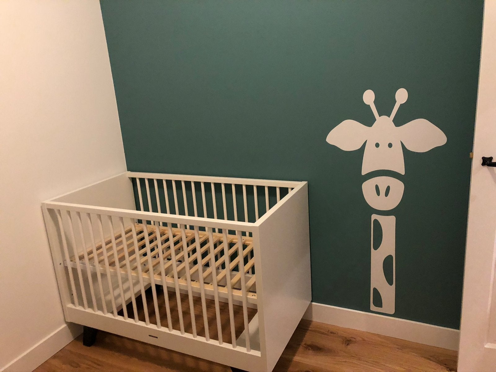 Witte Kidsmill (Lars) ledikant voor baby of peuter, Ophalen, Zo goed als nieuw, Ledikant