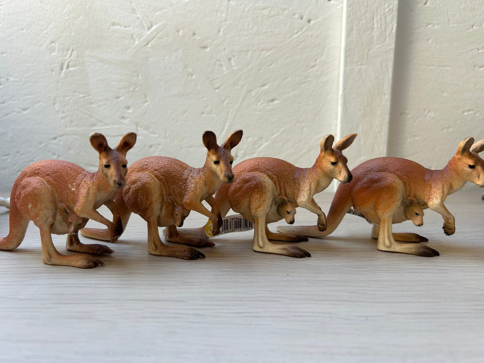 Schleich kangaroo, Ophalen of Verzenden, Zo goed als nieuw, Paard, Beeldje of Figuurtje