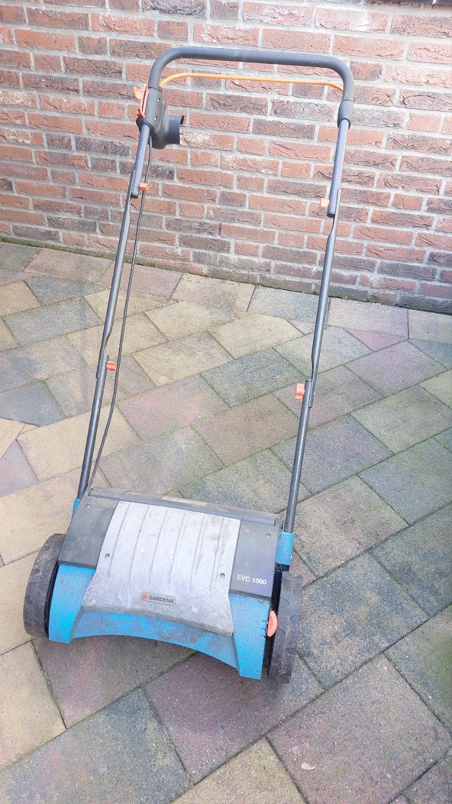 Gardena EVC1000 elektrische verticuteermachine 30cm, Ophalen, Gebruikt, Elektrisch, Gardena