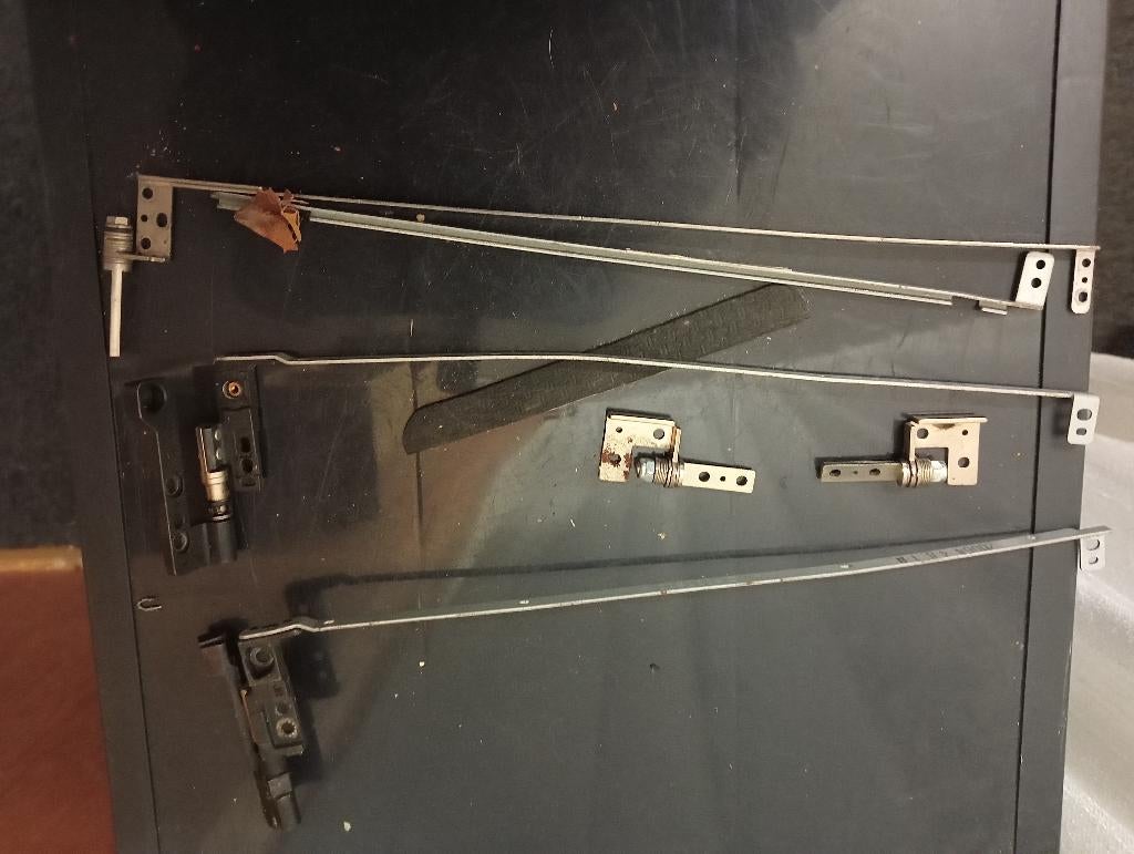 arm scharnieren voor beeldscherm laptop, Ophalen of Verzenden, Gebruikt