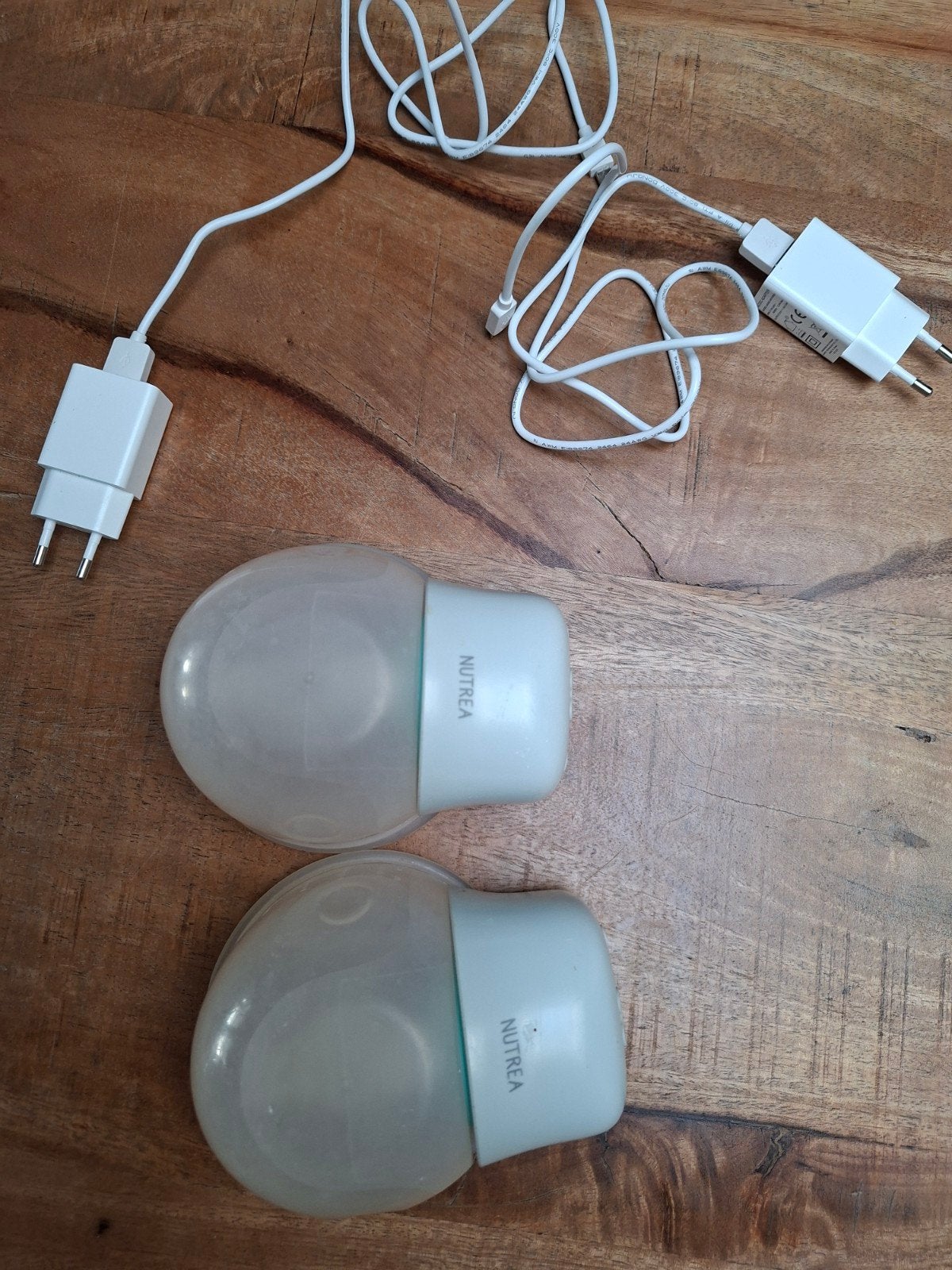 Nutrea draadloze borstkolf - dubbelzijdig en handsfree, Ophalen, Zo goed als nieuw, Borstkolf