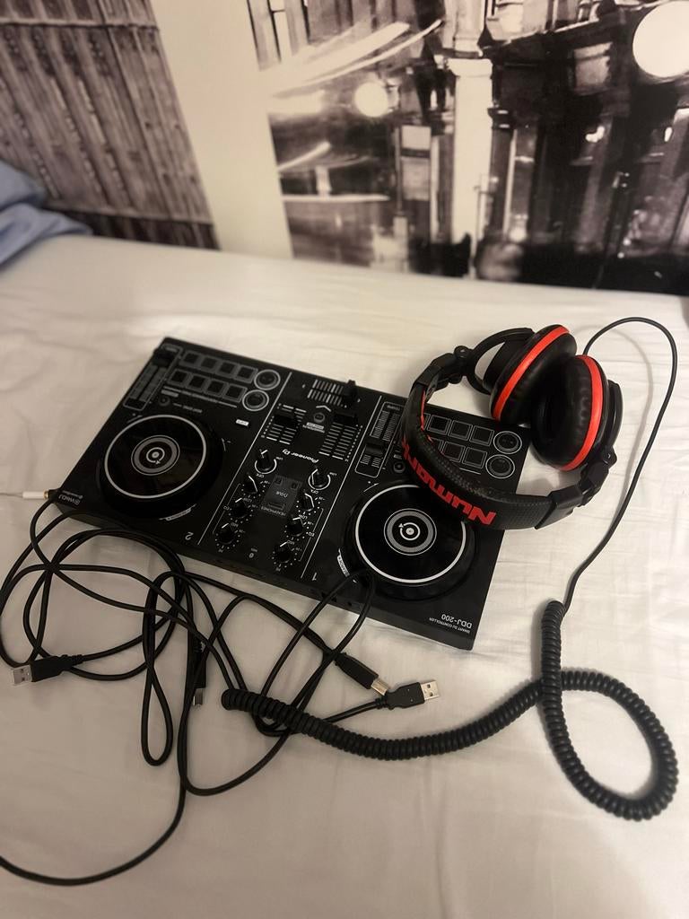 Pioneer DJ set met headset en kabels - Zo goed als nieuw, Muziek en Instrumenten, Dj-sets en Draaitafels, Ophalen of Verzenden