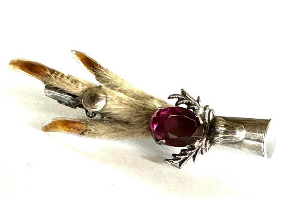 Antieke Schotse broche zilver en paarse steen, Gebruikt, Overige kleuren, Verzenden, Zilver