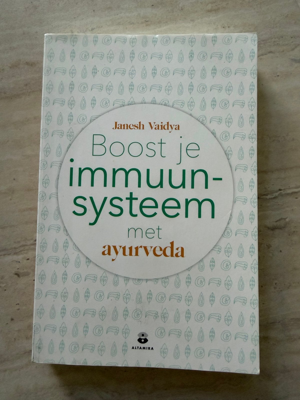 Boost je immuunsysteem met ayurveda - Janesh Vaidya, Boeken, Ophalen of Verzenden, Gelezen, Kruiden en Alternatief