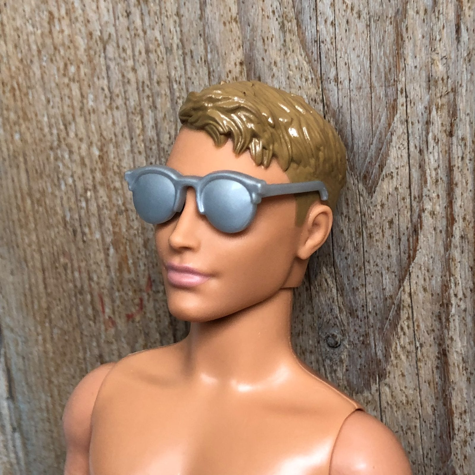 Grijze zonnebril voor Ken, Ophalen of Verzenden, Zo goed als nieuw, Barbie