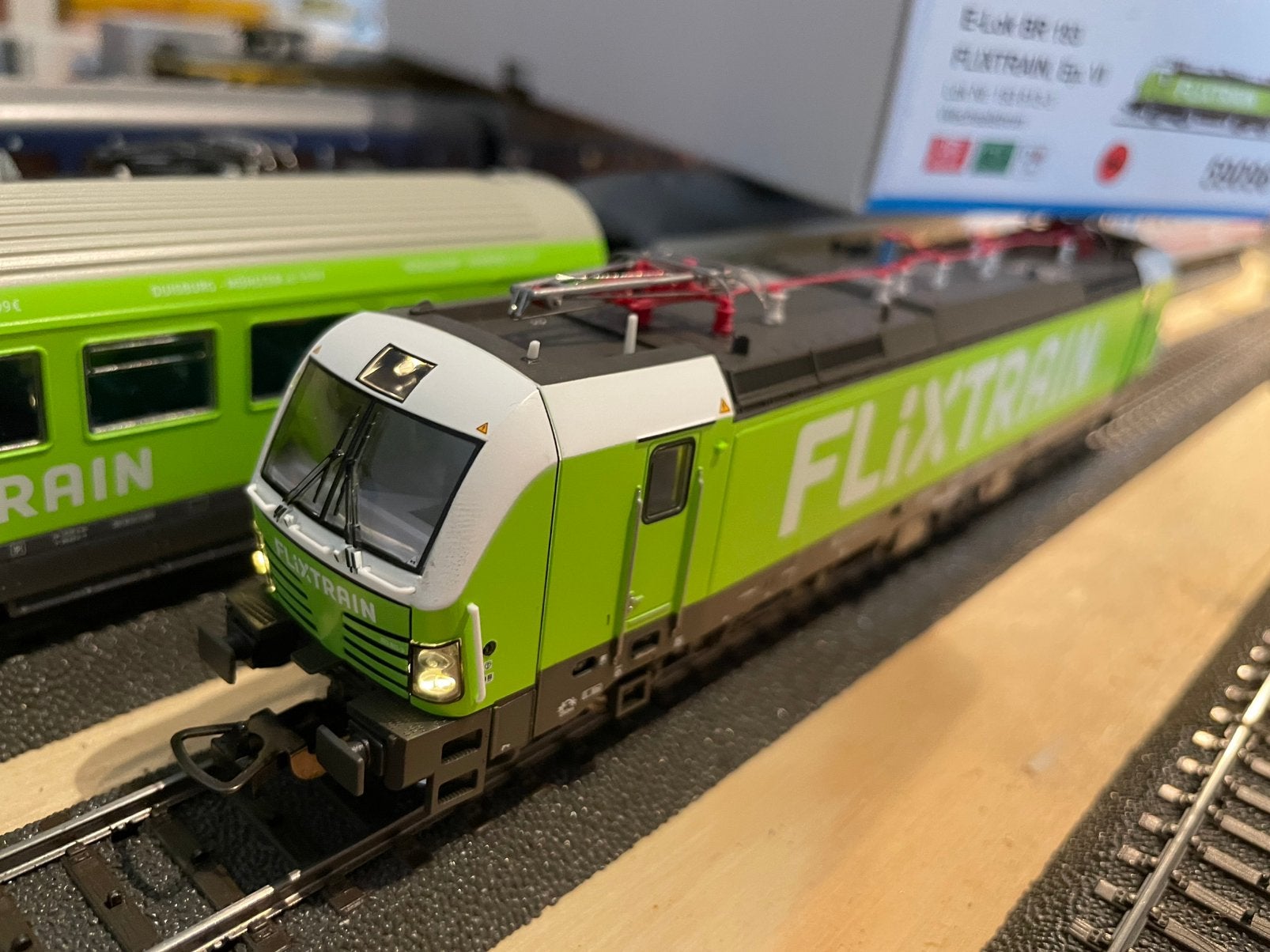 Vectron Flixtrain E-loc wisselstroom . versie 59096, Hobby en Vrije tijd, Wisselstroom, Locomotief, Verzenden, Piko