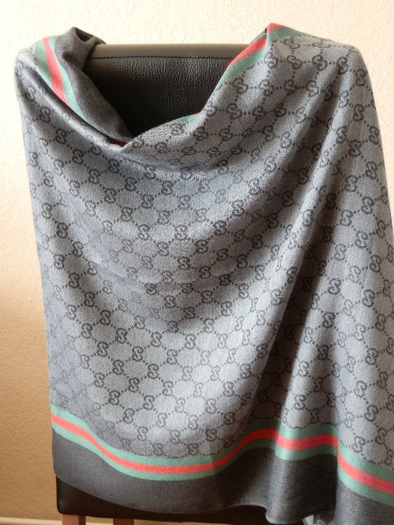 Gucci sjaal., Maat 38/40 (M), Ophalen of Verzenden, Sjaal, Gucci