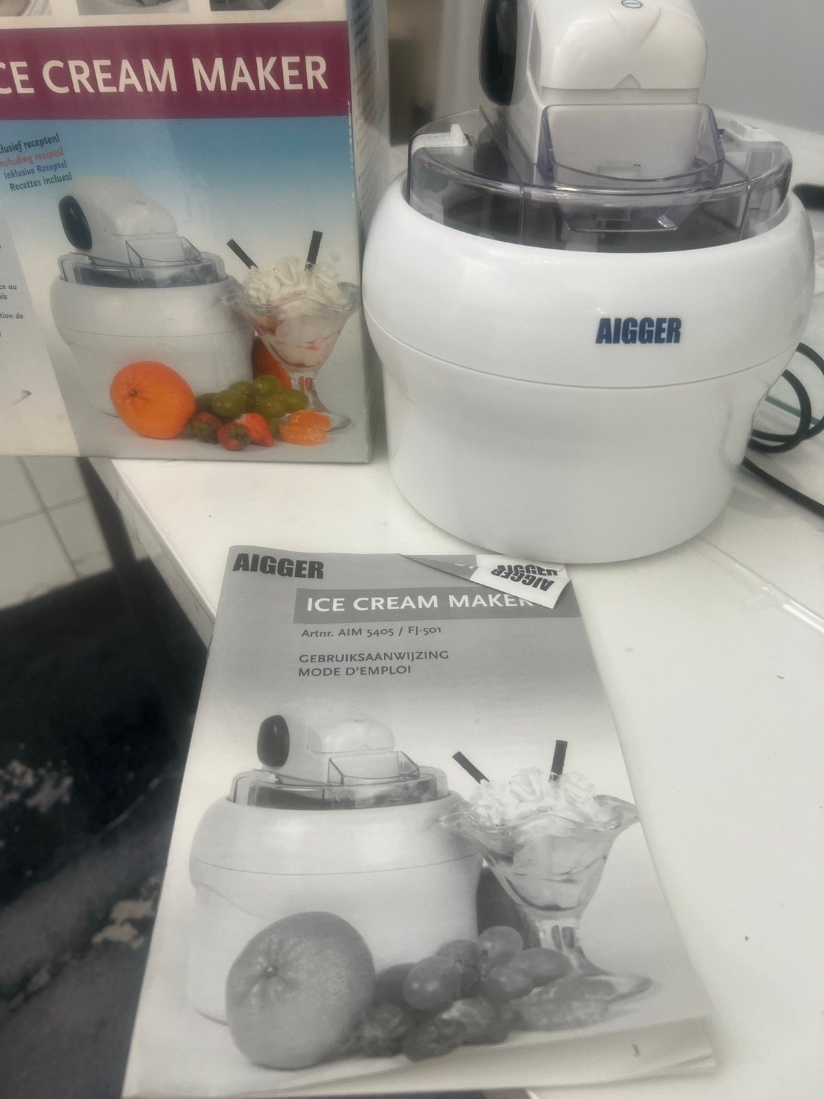 AIGGER IJsmachine - Maak zelf heerlijk ijs!, Ophalen, Zo goed als nieuw