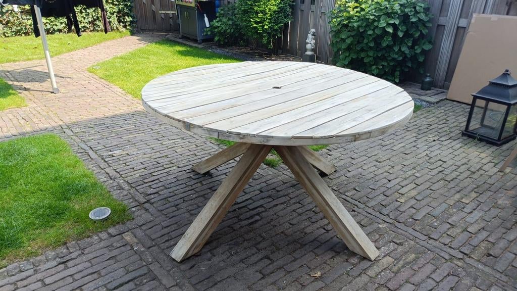 Leuke ronde houten tafel - doorsnee 1,50 meter, Ophalen of Verzenden, Gebruikt, Rond, Hout