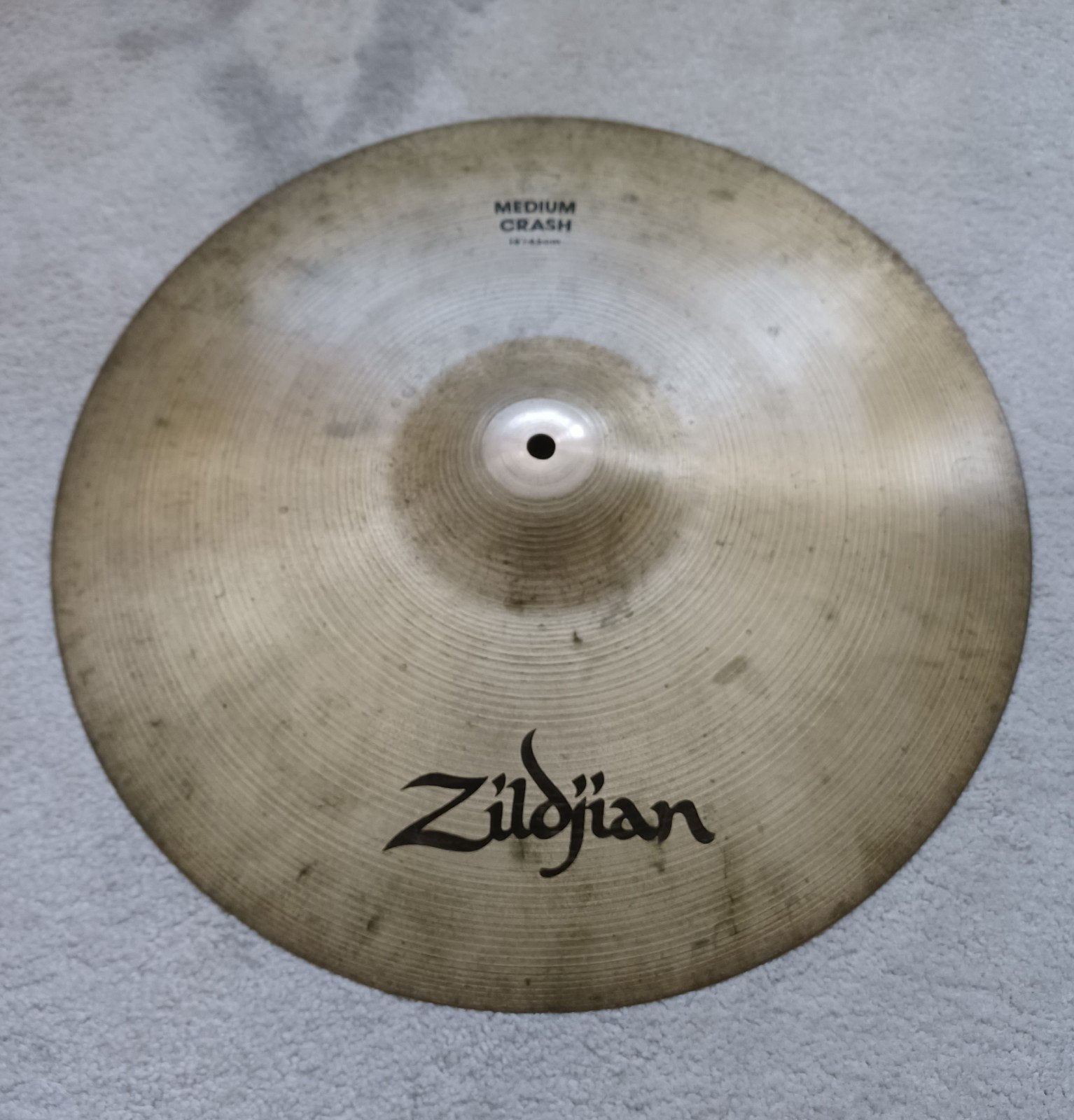 18" Zildjian Avedis medium crash, Ophalen of Verzenden, Gebruikt, Drums of Percussie