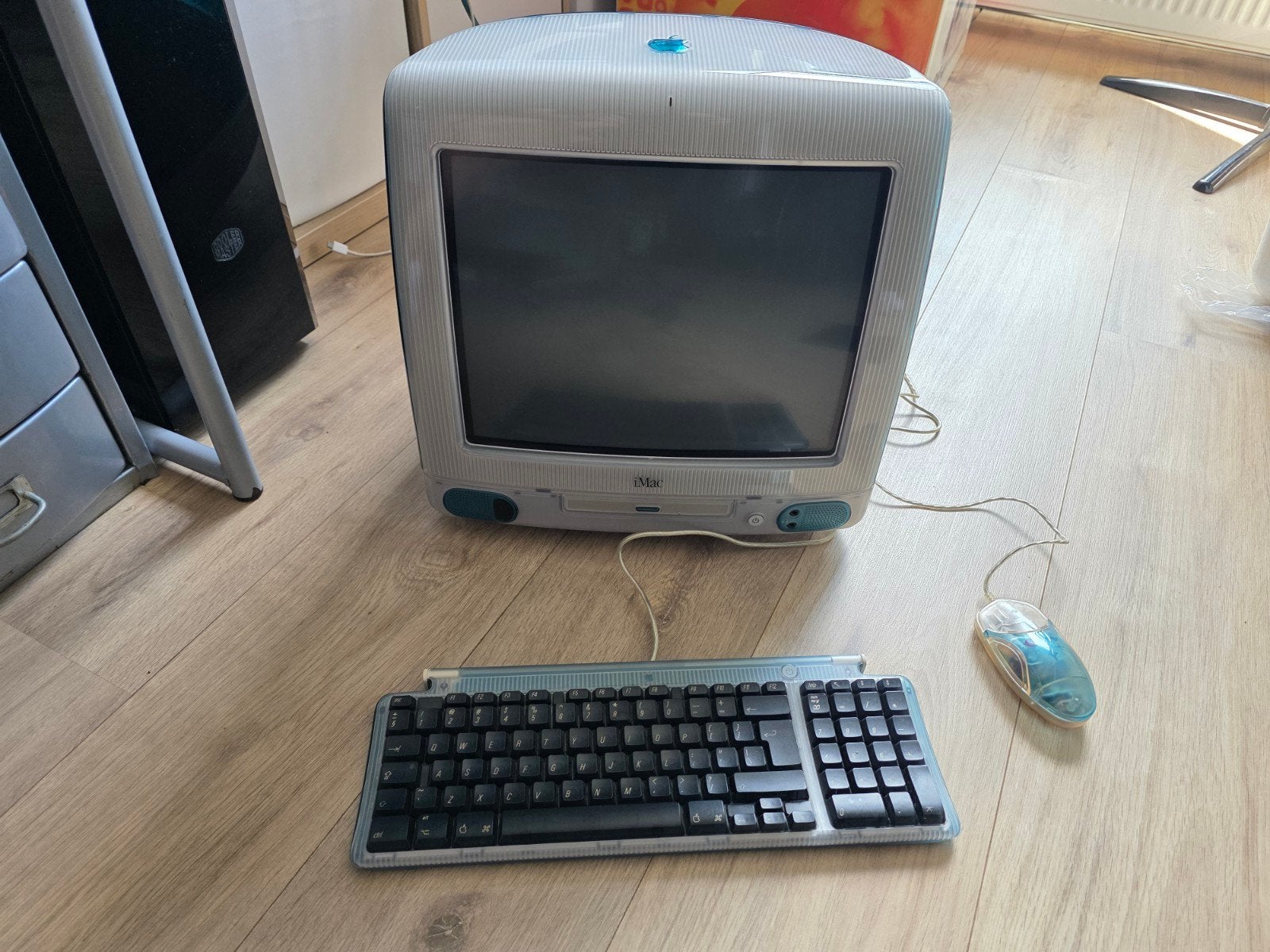 Complete iMac G3 bondi blue in uitstekende staat, Computers en Software, Apple Desktops, Zo goed als nieuw, iMac, Ophalen