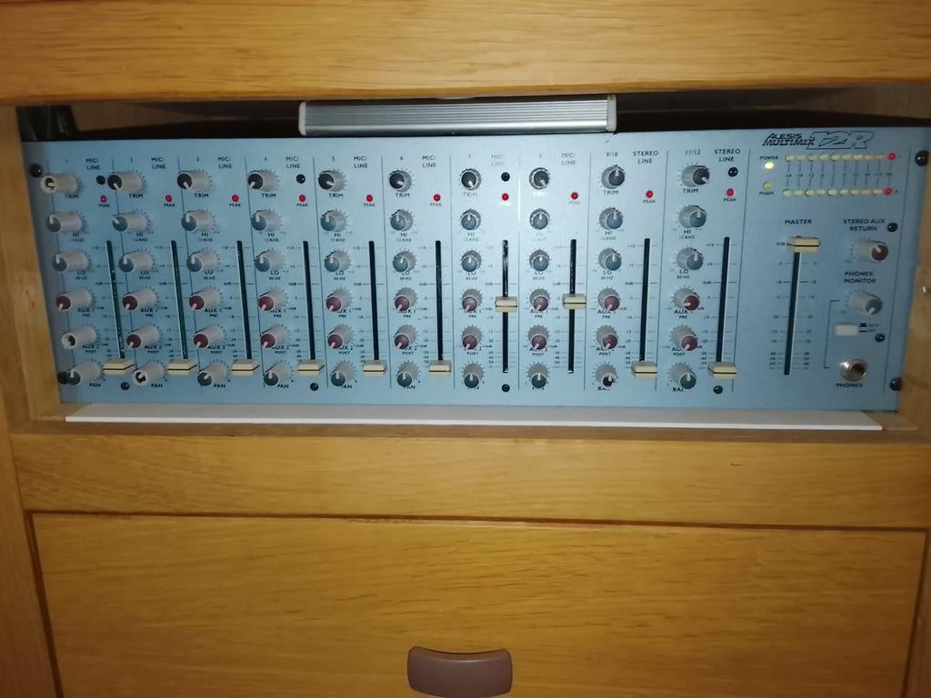 Inbouw mengpaneel Alesis Multimix 12R, Ophalen of Verzenden, 5 tot 10 kanalen