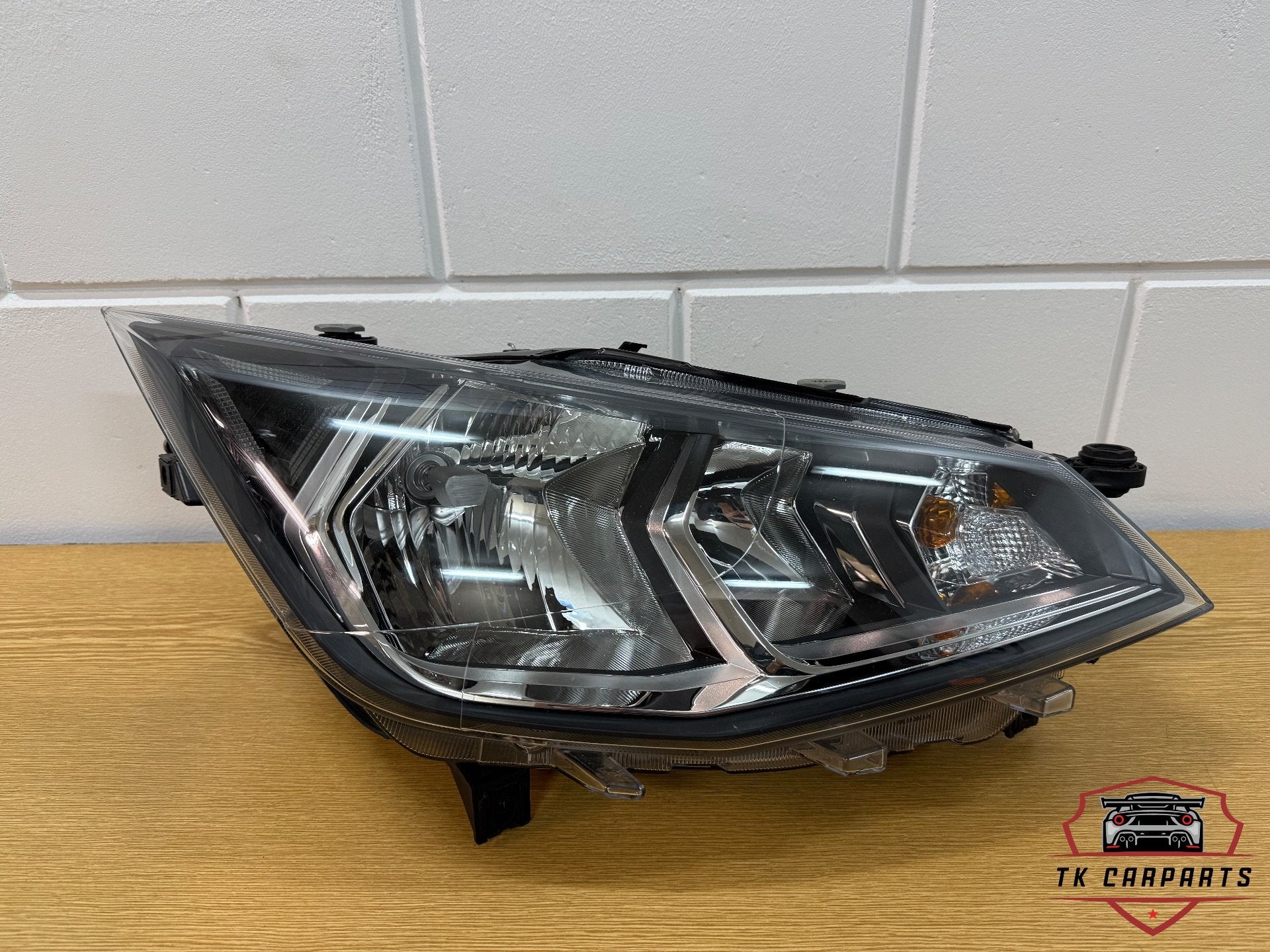 Seat Ibiza 6F / Arona led halogeen koplamp R 6f1941016b, Auto-onderdelen, Verlichting, Autovia A-2, Km 585 585
08760  Martorell, ES