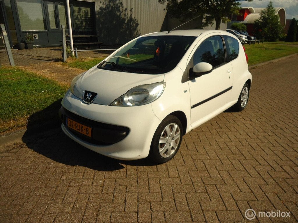 Peugeot 107 1.0-12V XS, Auto's, Voorwielaandrijving, Gebruikt, 765 kg, 4 stoelen