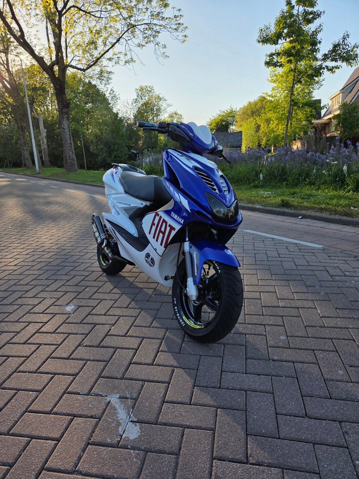 Nette yamaha aerox, Ophalen, Aerox, Maximaal 45 km/u, Zo goed als nieuw