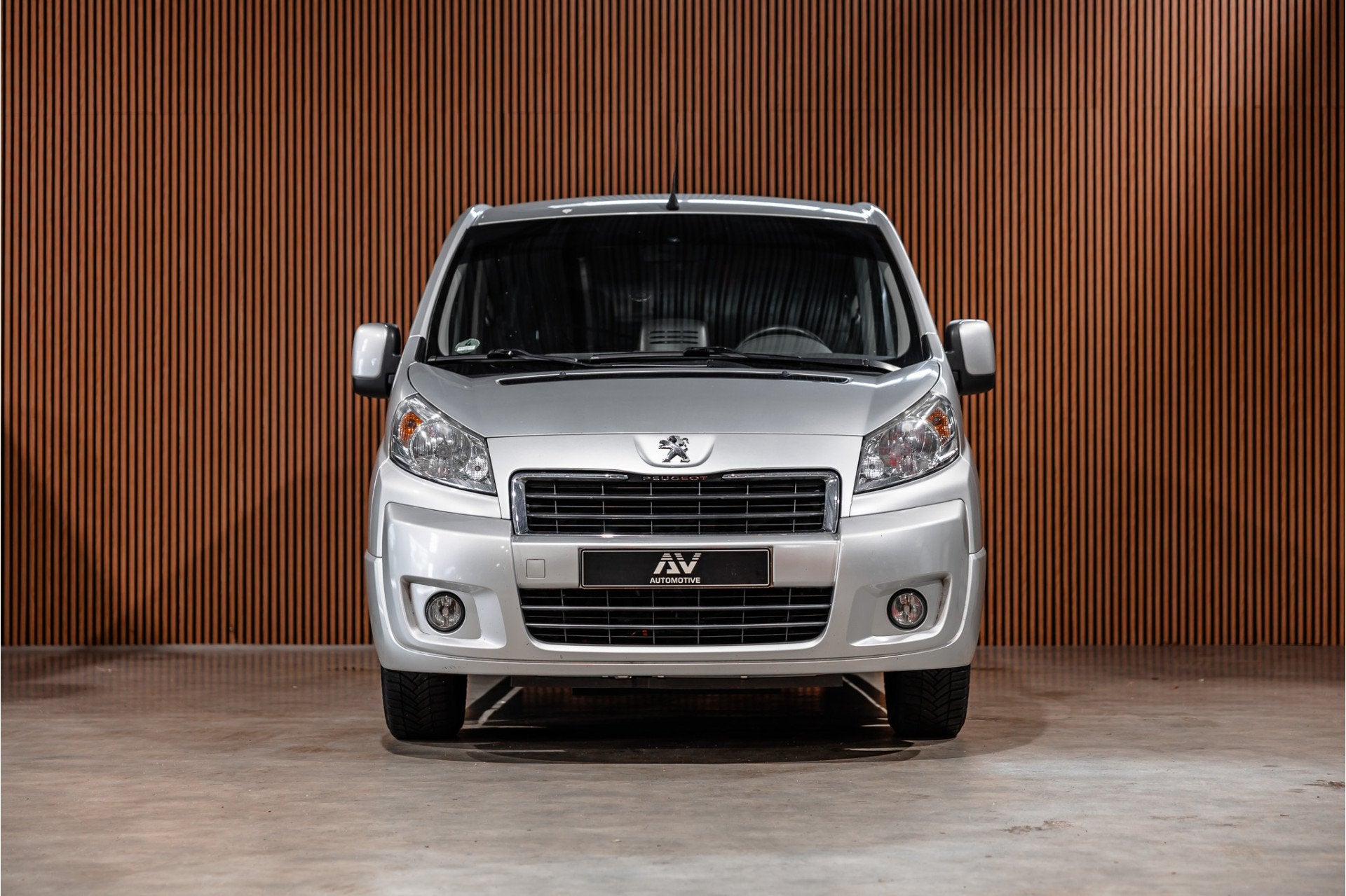 Peugeot Expert 229 2.0 HDI L2H1 DC | Dubbel cabine | Airco |, Voorwielaandrijving, Euro 5, Stof, Gebruikt