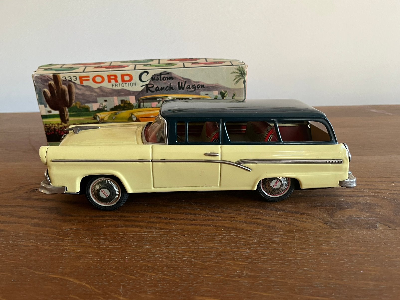 Bandai Ford station auto blikken speelgoed, Antiek en Kunst, Ophalen of Verzenden