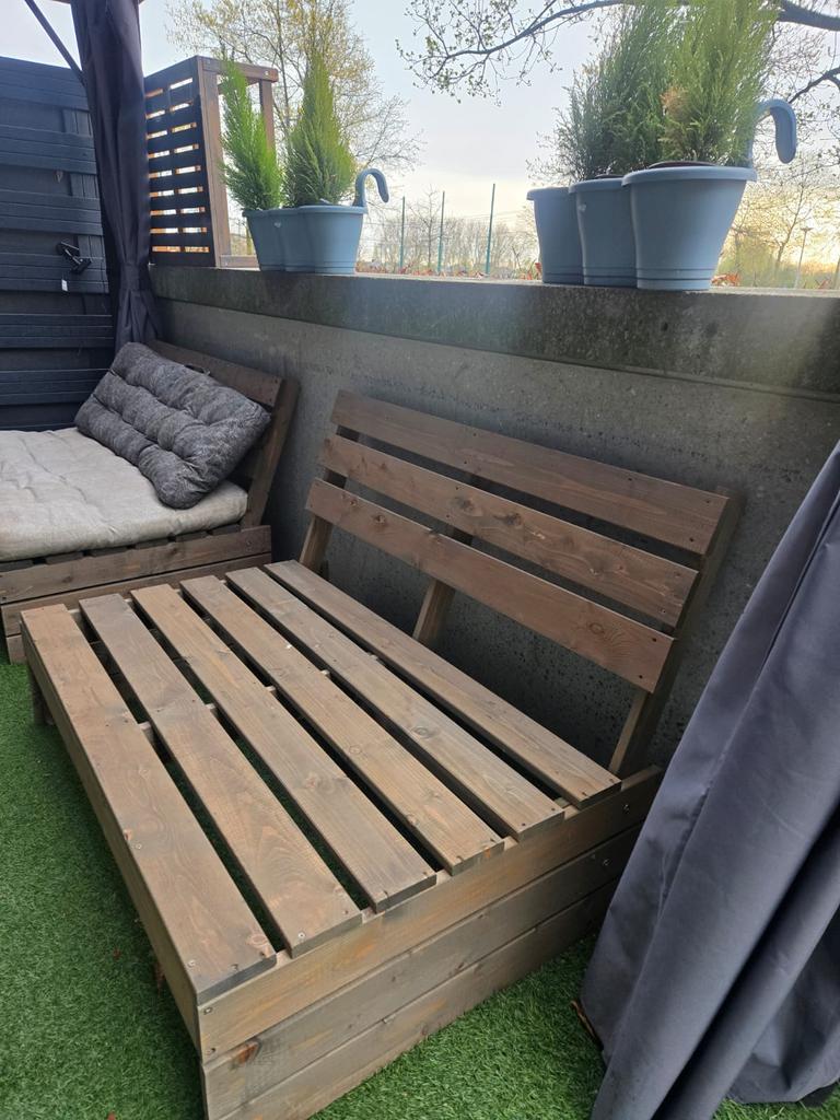 Steigerhouten lounge bankjes met kussens, Ophalen, Gebruikt, Hout