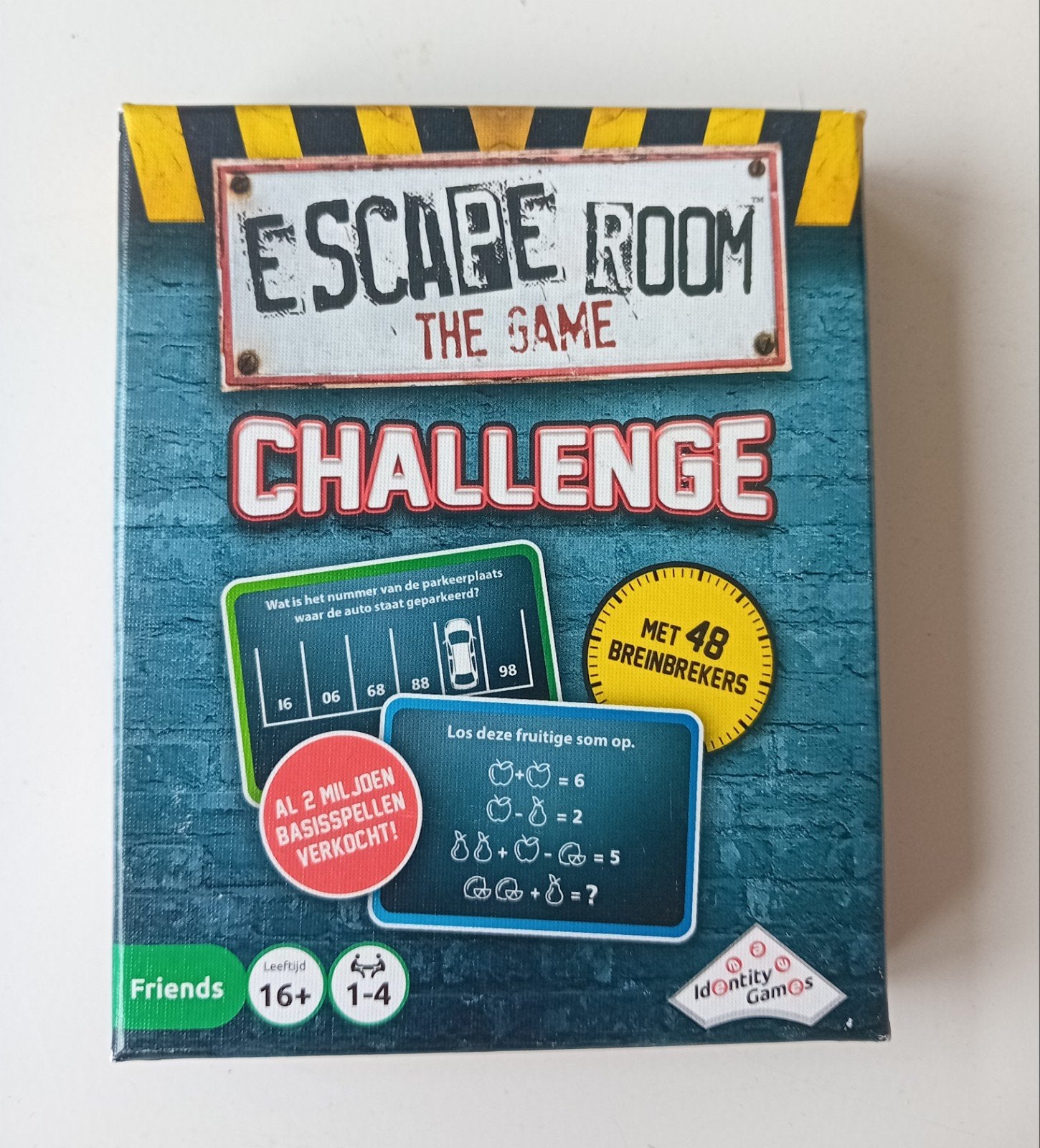 Spel Escape Room The Game – Challenge, Ophalen of Verzenden, Zo goed als nieuw