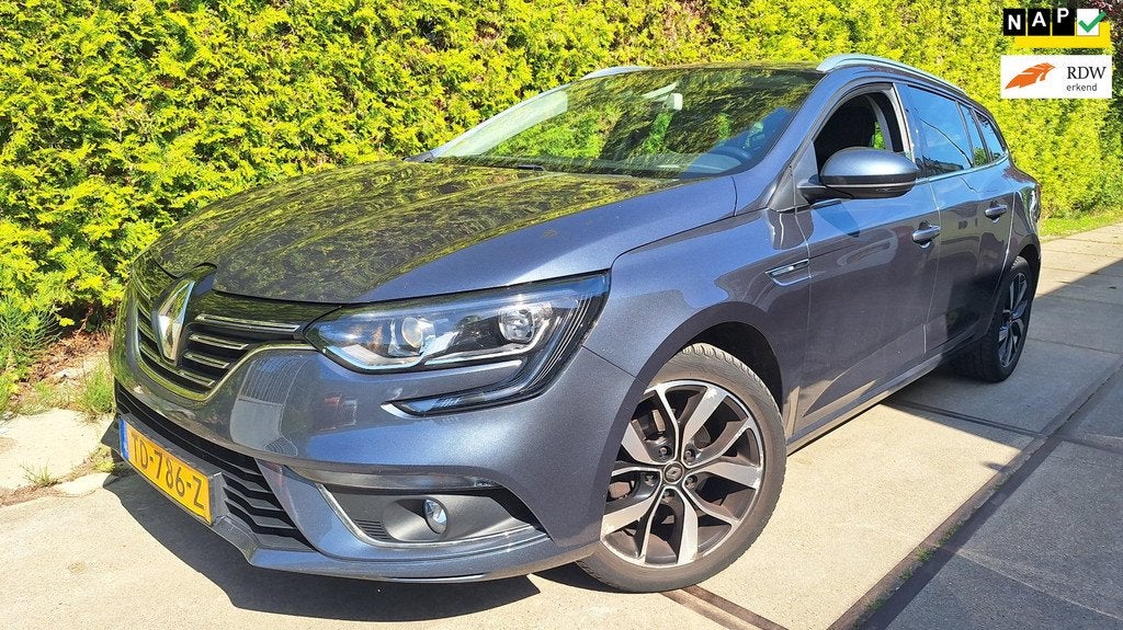 Renault Mégane Estate 1.5 dCi Bose, Auto's, Renault, Gebruikt, 4 cilinders, Origineel Nederlands, Diesel