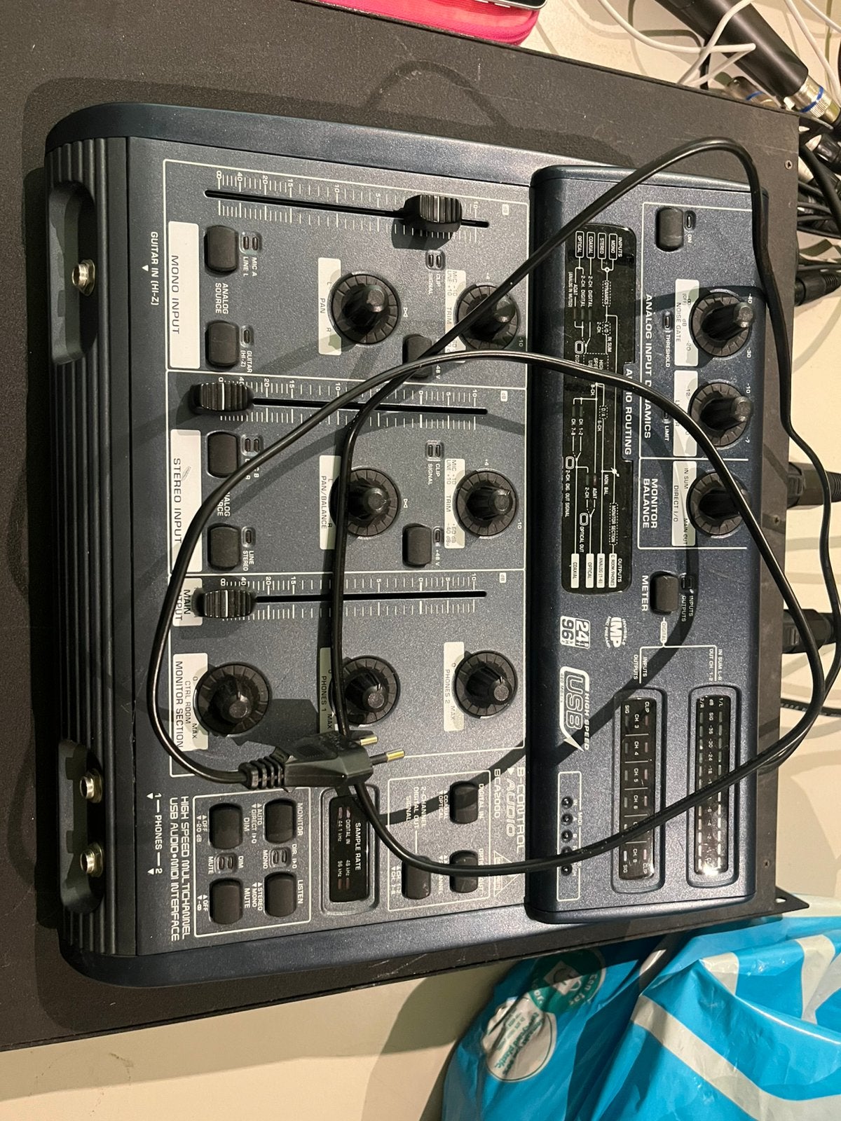Geluidsmixer, Ophalen of Verzenden, Gebruikt, Minder dan 5 kanalen, Microfooningang