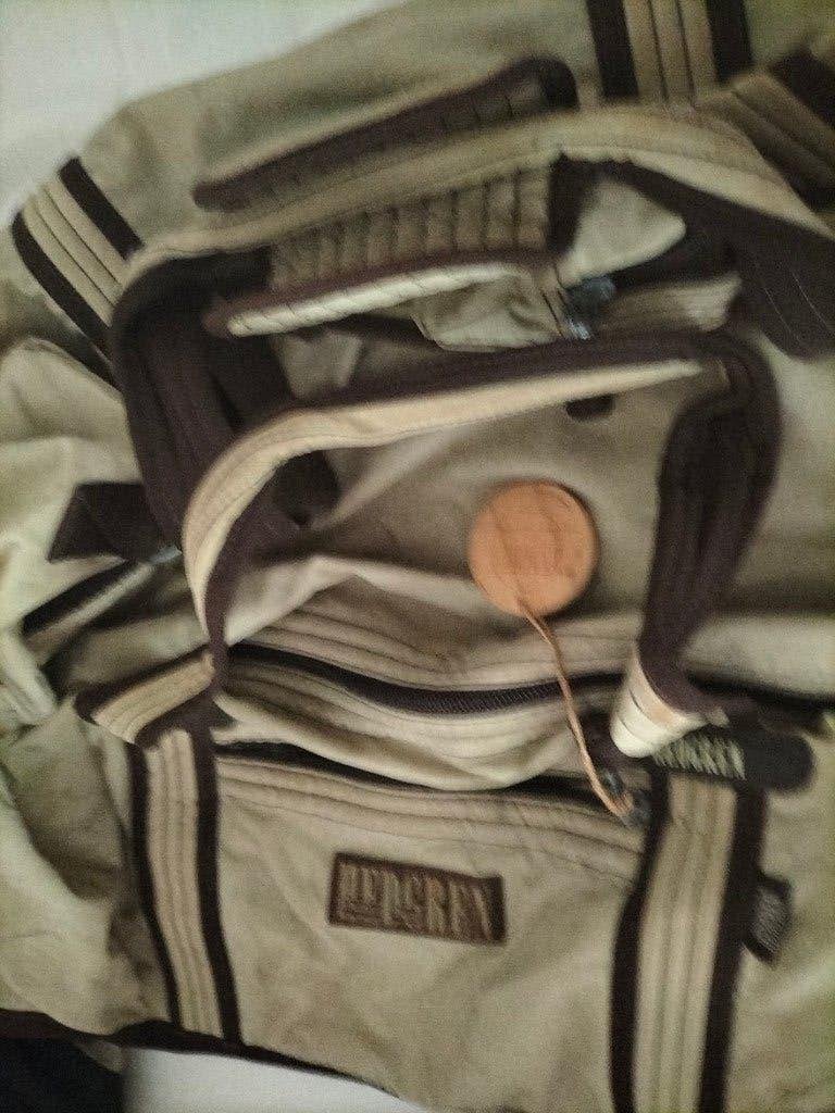 Hedgren reistas waar veel in kan, Ophalen, 30 cm of meer, Gebruikt, Beige