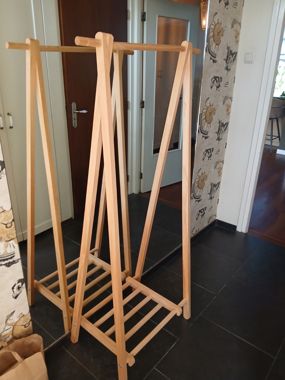 Houten kledingrek / kapstok, Ophalen, Zo goed als nieuw, Staande kapstok, 150 tot 200 cm