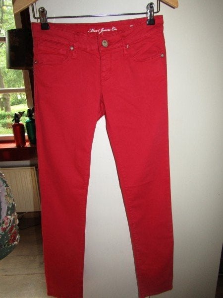 E607 Mavi Jeans W26 L32 nieuw skinny rozerood model Lindy, Overige kleuren, Verzenden, Nieuw, W27 (confectie 34) of kleiner