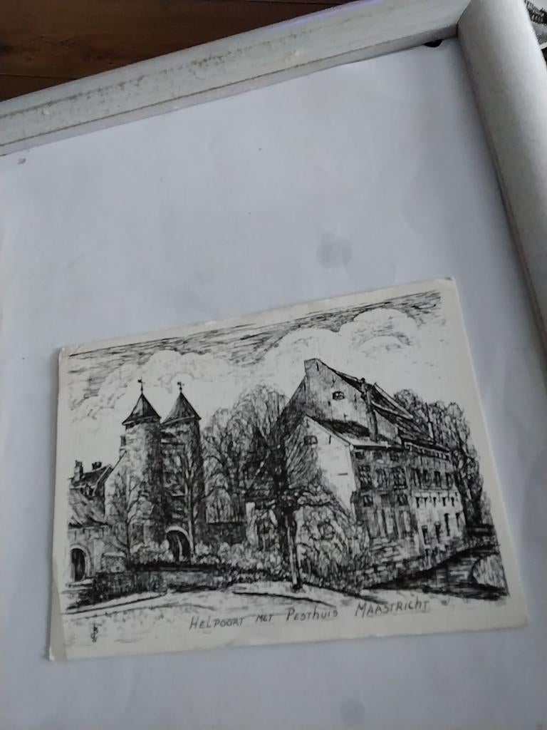 HELPOORT MET PESTHUIS. MAASTRICHT0, Ophalen of Verzenden
